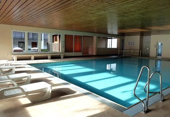 아파트 Am Kraeutergarten - Mit Pool, Sauna Und Garage